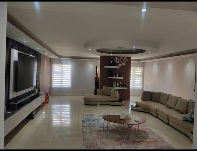 5 BEDROOM HOUSE FOR SALE IN THERESA PARK